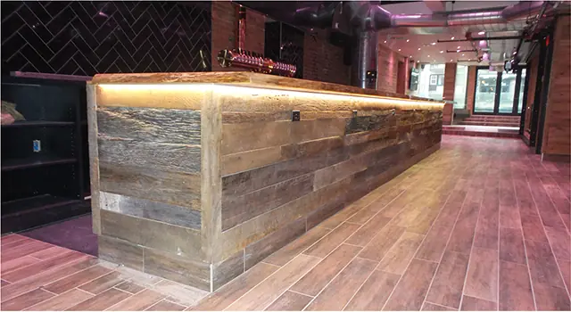 Comptoir en bois récupéré