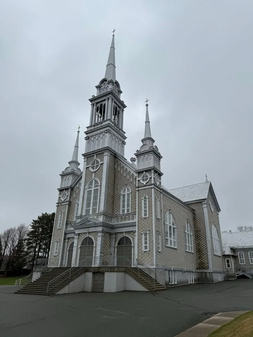 Façade de l’église et ses clochers